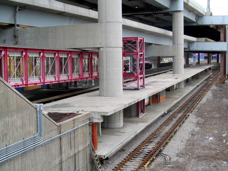 Unused express platform at Community College station