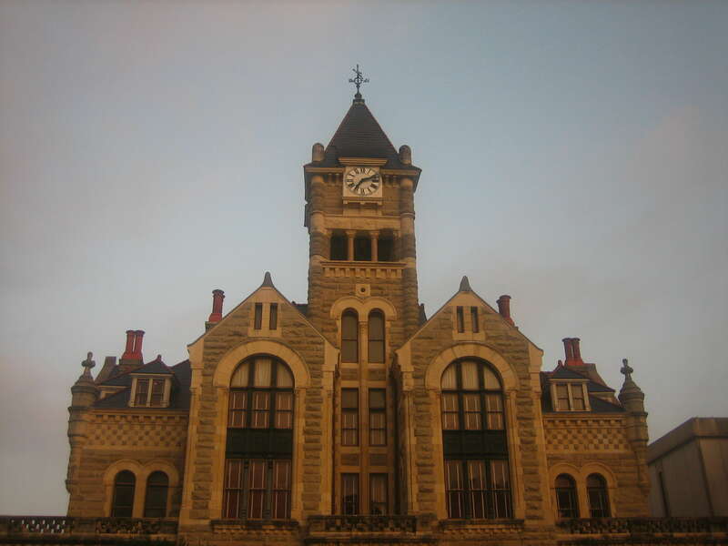 Old Victoria County Courthouse. I took photo on July 31, 2008. Billy Hathorn (talk) 22:17, 17 August 2008 (UTC)