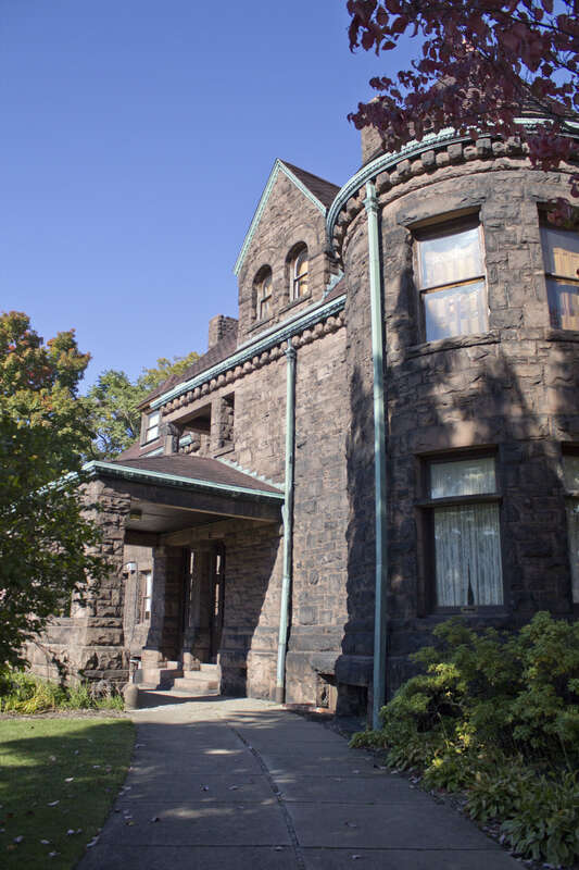 Watson-Curtze Mansion
side of the building