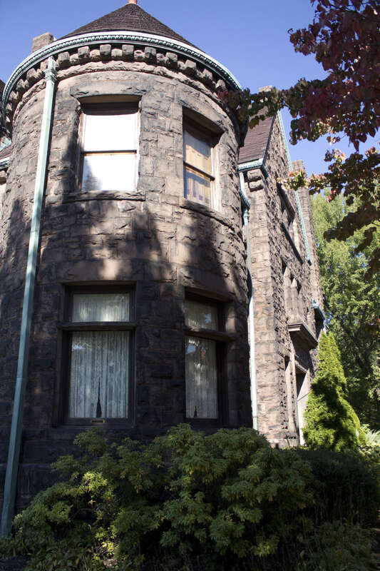 Watson-Curtze Mansion
corner of building