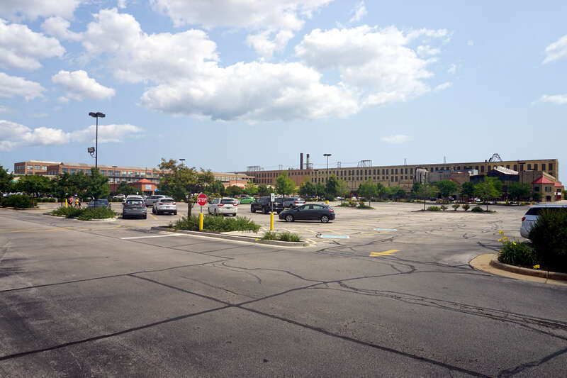 The West Allis Towne Center Shopping Center in West Allis, Wisconsin (United States).
