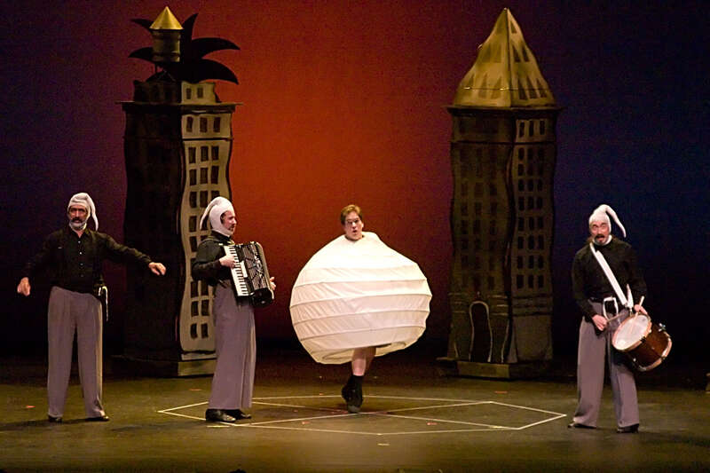 The Flying Karamazov Brothers in  &quot;LIFE: A Guide for the Perplexed&quot;