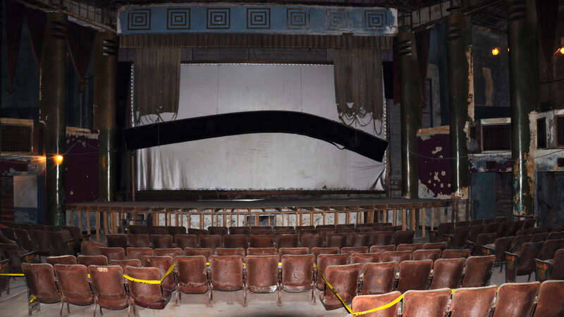 The screen of the Hollywood Theater, an NRHP-listed Art Deco movie theater in Northeast Minneapolis, as it appeared in May of 2010.