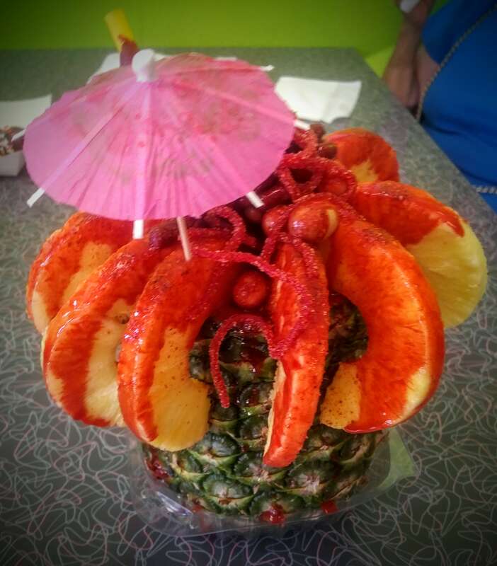 Piña loca (crazy pineapple)
