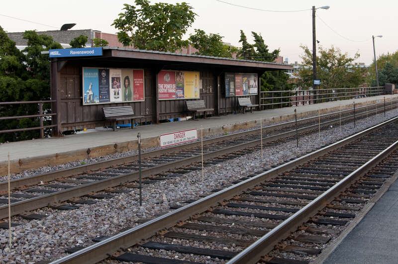 Ravenswood Station Southbound Platform