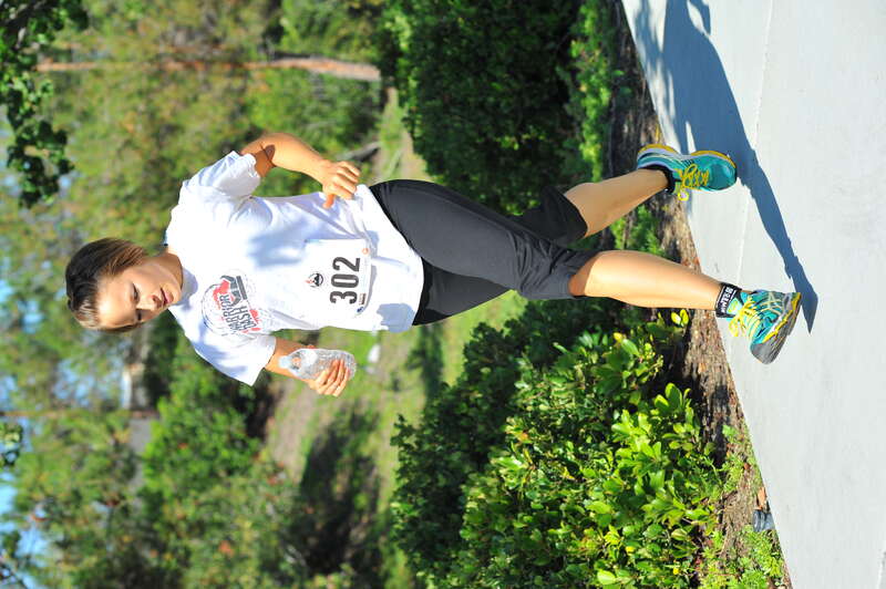 This woman pulls off the Capri look.

GUF_5920