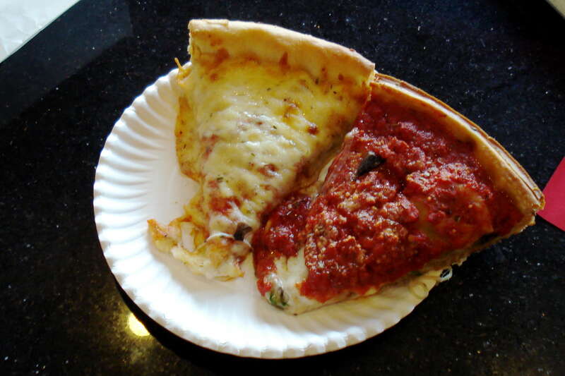Read more about &amp;lt;a href=&quot;http://thepizzareview.blogspot.com/2008/07/chicago-pizza-review-art-of-pizza.html&quot; rel=&quot;nofollow&quot;&amp;gt;The Art of Pizza&amp;lt;/a&amp;gt; and &amp;lt;a href=&quot;http://thepizzareview.blogspot.com/search/label/Chicago Pizza&quot;
