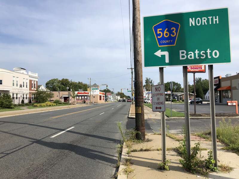 View east along U.S. Route 30 (White Horse Pike) just west of New Jersey State Route 50 and Atlantic County Route 563 (Philadelphia Avenue) in Egg Harbor City, Atlantic County, New Jersey