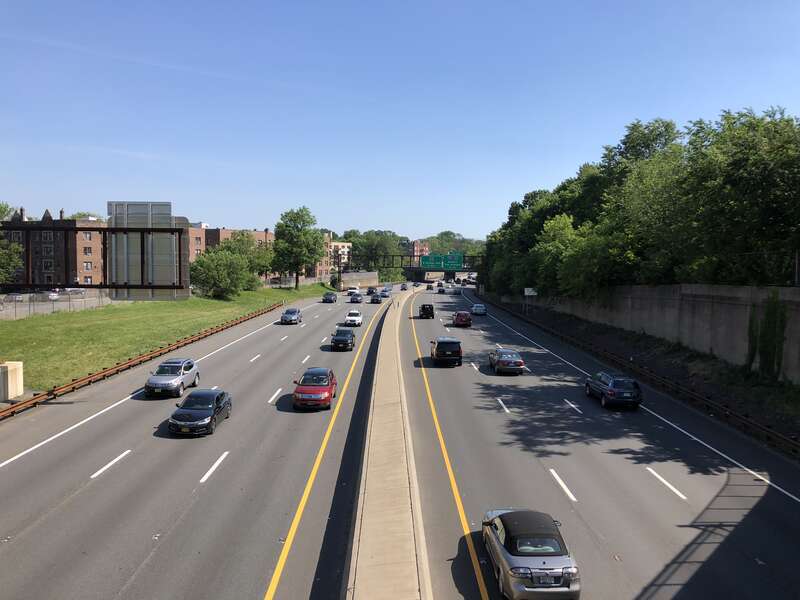 View south along New Jersey State Route 444 (Garden State Parkway) from the overpass for North Arlington Avenue in East Orange, Essex County, New Jersey