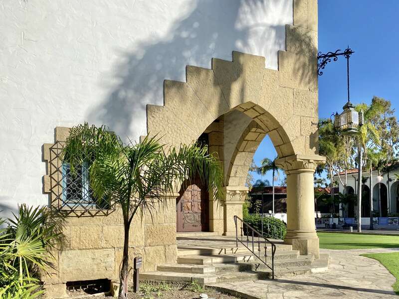 Built in 1926-1929, this Spanish Colonial Revival-style building was designed by J. Wilmer Hershey and William Mooser III to serve as the Santa Barbara County Courthouse, replacing a previous courthouse destroyed by the 1925 Santa Barbara Earthquake.