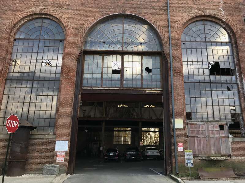 Photograph by Eli Pousson, 2017 November 22.