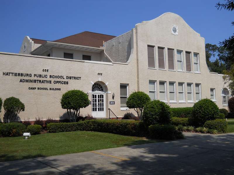 Oaks Historic District. Hattiesburg Public School Administration Building (Hattiesburg Public School District) at 301 Mamie Street, Hattiesburg, MS.  Formerly Camp Elementary School, built circa 1907.  Located in Oaks Historic District.