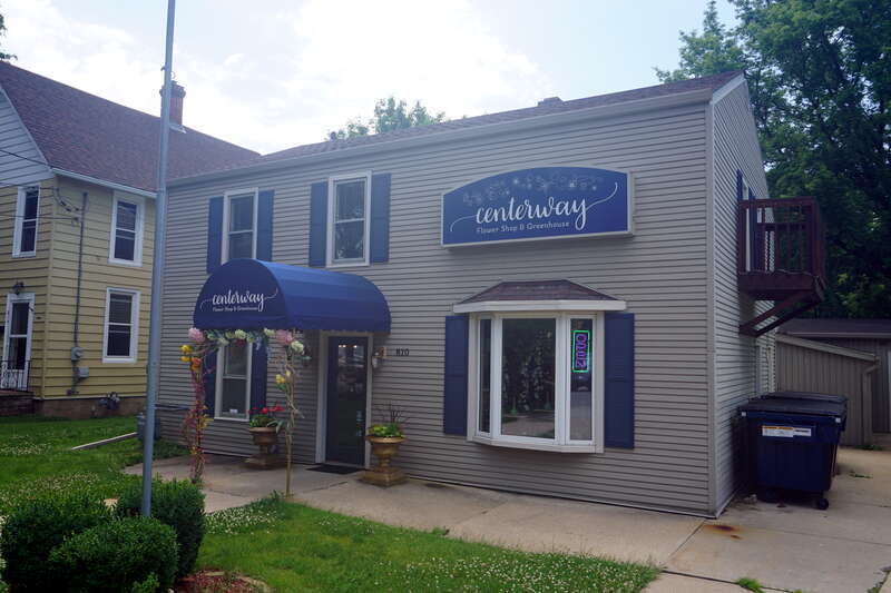 Centerway Flower Shop &amp;amp; Greenhouse in Janesville, Wisconsin (United States).