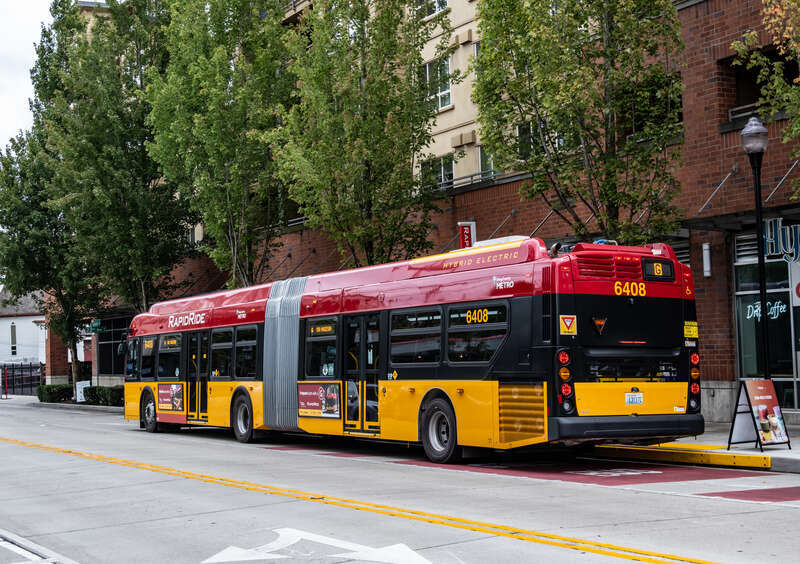 King County Metro RapidRide G | NFI XDE60 | Madison St @ 22nd Ave