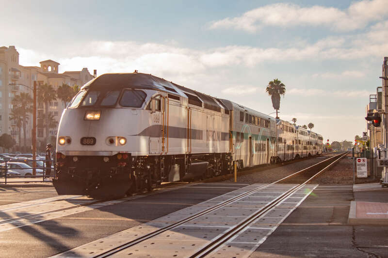 MetroLink Inland Empire-Orange County Line | MPI MP36PH-3C | Oceanside