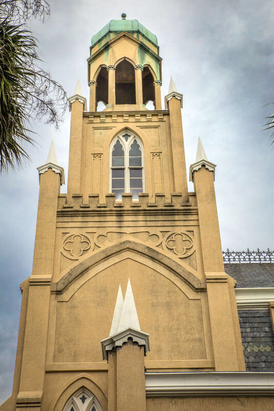 Facade of the Mickve Israel Synagogue in Savannah, GA