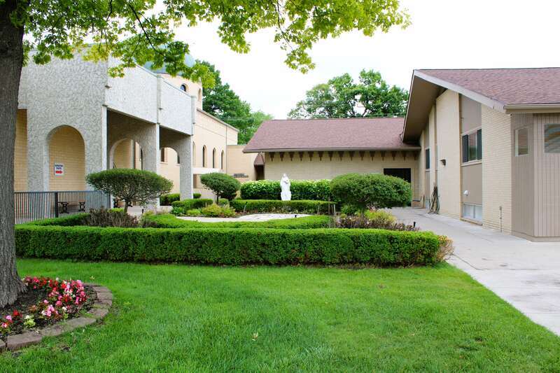Courtyard at Mother of God Cathedral in en:Southfield, Michigan.