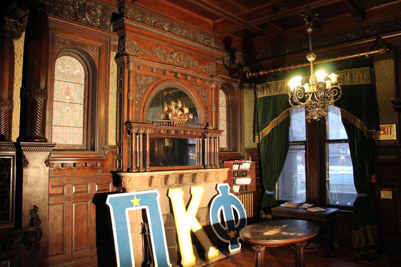 Paine Mansion (Pi Kappa Phi Alpha Tau, "Castle") Foyer