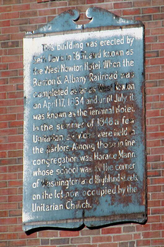 Historical plaque on the Railroad Hotel in April 2016