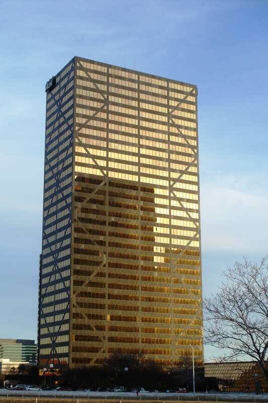 3000 Southfield Town Center, Southfield