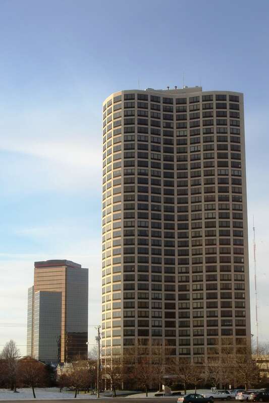 5000 Southfield Town Center, Southfield