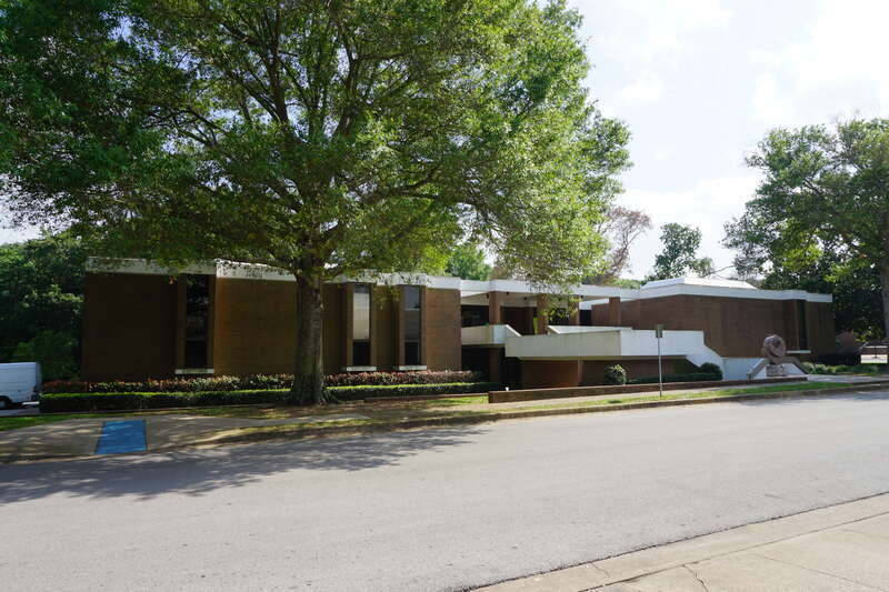 The Tyler Museum of Art on the campus of Tyler Junior College in Tyler, Texas (United States).
