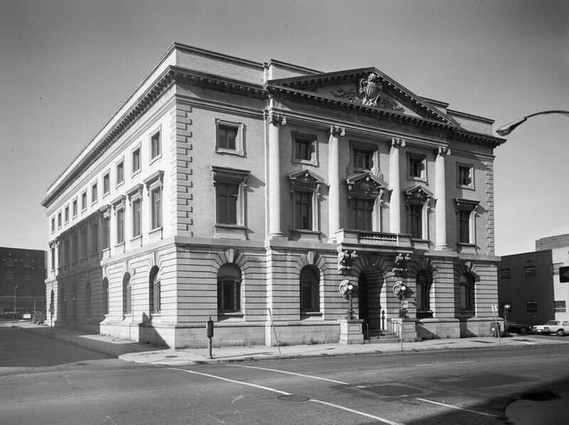 U.S. Post Office &amp;amp; Federal Courts Building, 235 East Plume Street (Norfolk city, Virginia)
Now commercial building
cropped
HABS VA,65-NORF,11-1





This file comes from the Historic American Buildings Survey (HABS), Historic American Engineering