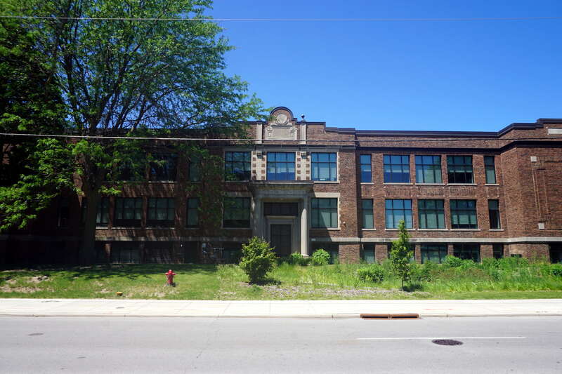 Lincoln Elementary School in Wauwatosa, Wisconsin (United States).