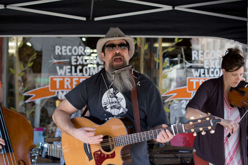 LeePennSky-RecordExchange-Treefort-Credit-Amanda-Morgan-1