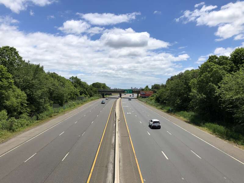 View east along New Jersey State Route 446 (Atlantic City Expressway) from the overpass for Atlantic County Route 585 (Main Street) in Pleasantville, Atlantic County, New Jersey