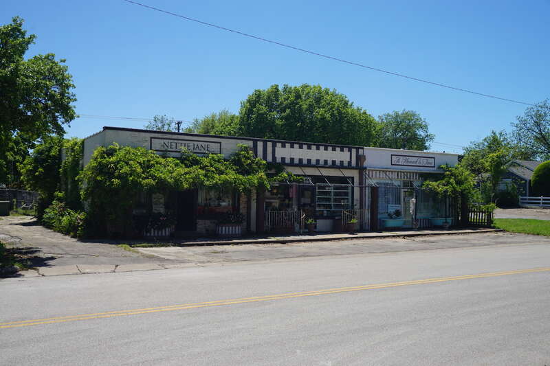 Nettie Jane, the Jones Building, and A Moment in Time in Arlington, Texas (United States).