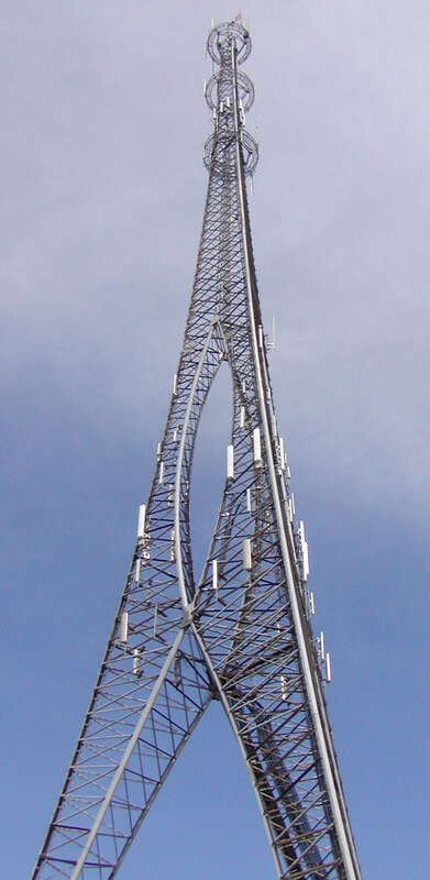 TeleCourier tower in Bloomington, Illinois: 520 N. Center St. (Business Route U.S. 51) just south of Locust St. (U.S. Route 150/Illinois Route 9).  Height: 127.4 meters (418 ft)