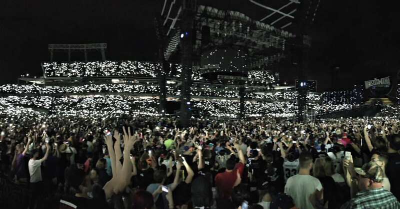 A stadium full of light, while the lights are off! Amazing to view. #WrestleMania #WrestleMania33 #Orlando #Florida #Wyatt #BrayWyatt #RandyOrton #PhoneLights #FollowTheBuzzards