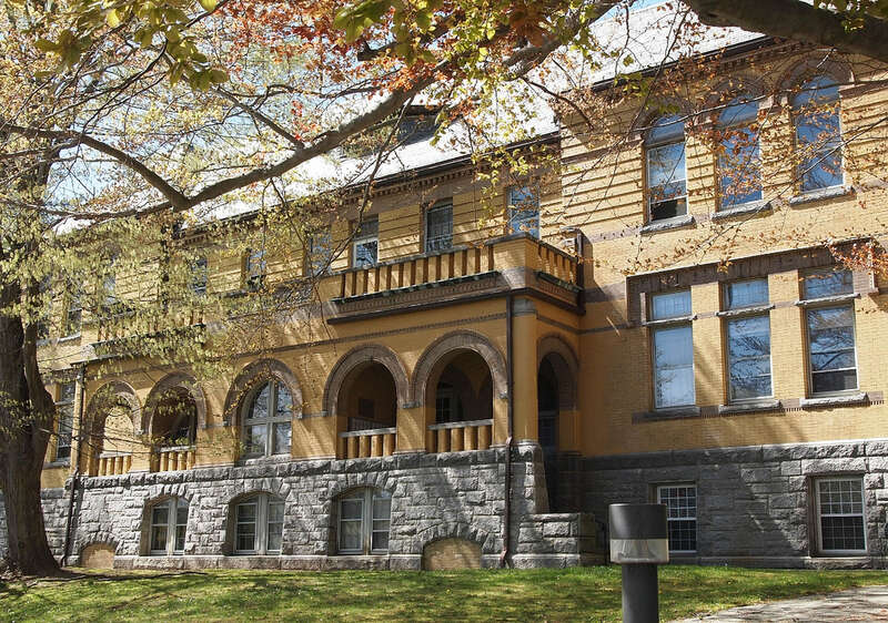 Connecticut - New London County - Norwich
National Register of Historic Places #84001162 NRIS
2011 May 01 at 100 Broad St, view NW
edit: crop, resize

Built 1897. Currently apartments