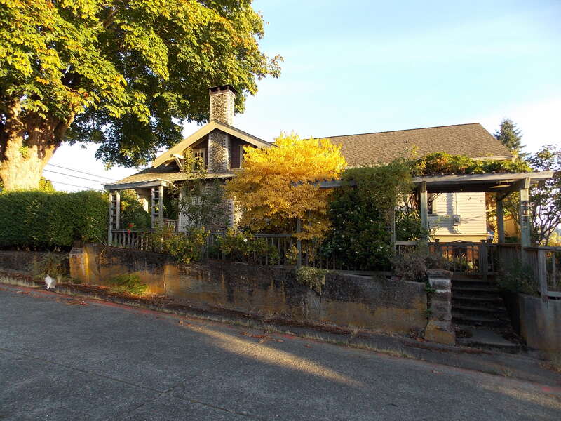 Historic Significance:  Architecture/Engineering  
Architectural Style:  Bungalow/Craftsman  
Area of Significance:  Architecture  
Period of Significance:  1900-1924  
Owner:  Private  
Historic Function:  Domestic  
Historic Sub-function:  Single