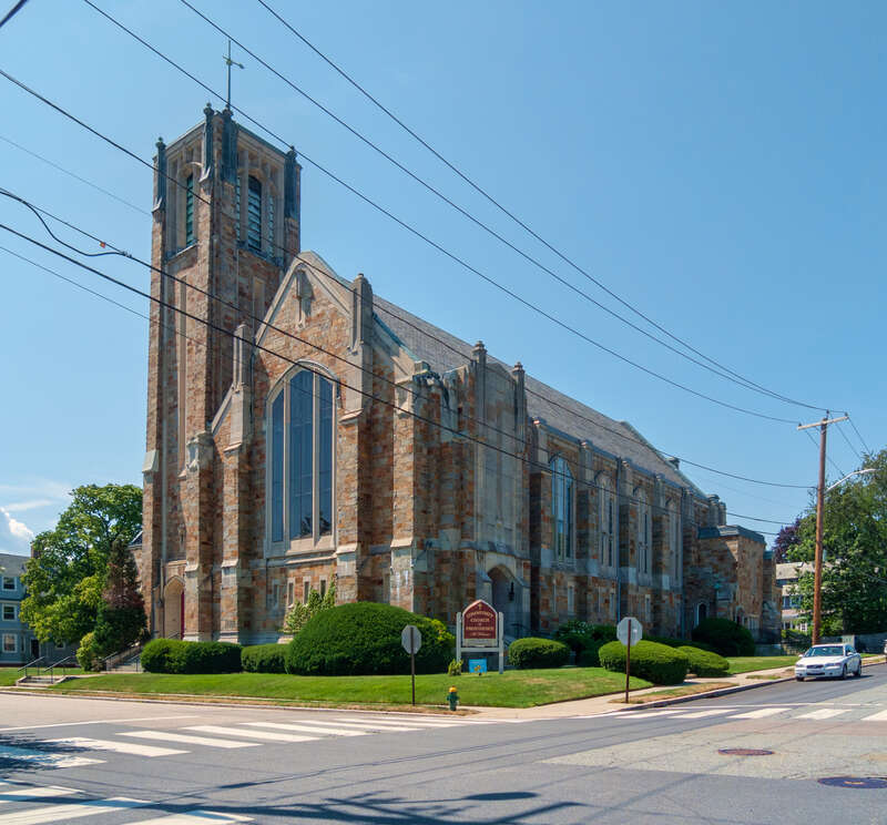 Community Church of Providence, 372 Wayland Avenue, Providence. Founded as Second Baptist Church of Providence in 1805. Previous names include Pine Street Baptist Church and Central Baptist Church. In 1917 the congregation moved into the present