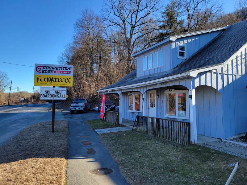 Competitive Edge Ski &amp;amp; Bike, Mount Tom Massachusetts