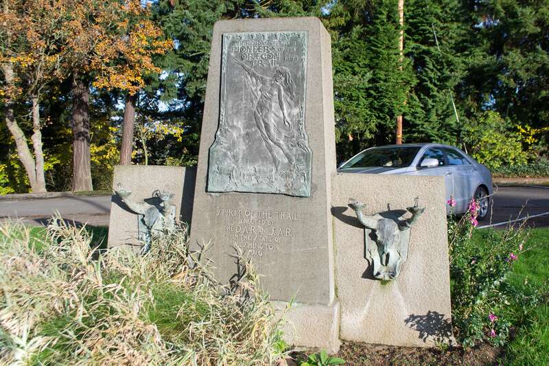 The 1916 DAR and SAR monument in Vancouver, Washington