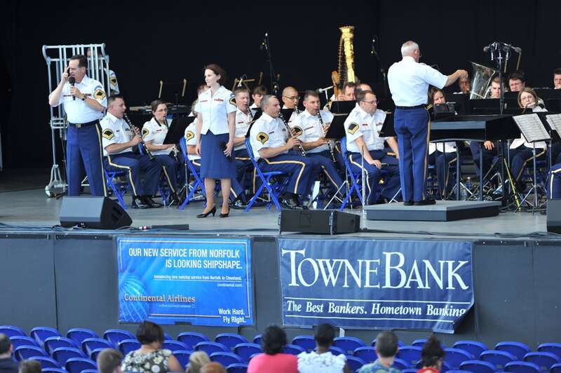 MSG Michael Ford and SFC Leigh Ann Hinton performed highlights from Andrew Lloyd Webber's &quot;Phantom of the Opera&quot;