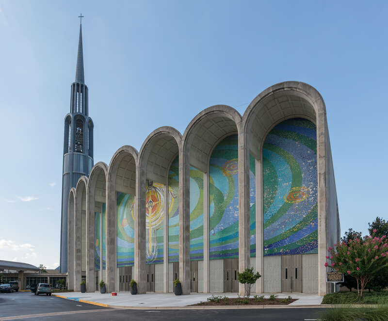 A south view of First Baptist Church, Huntsville, Alabama