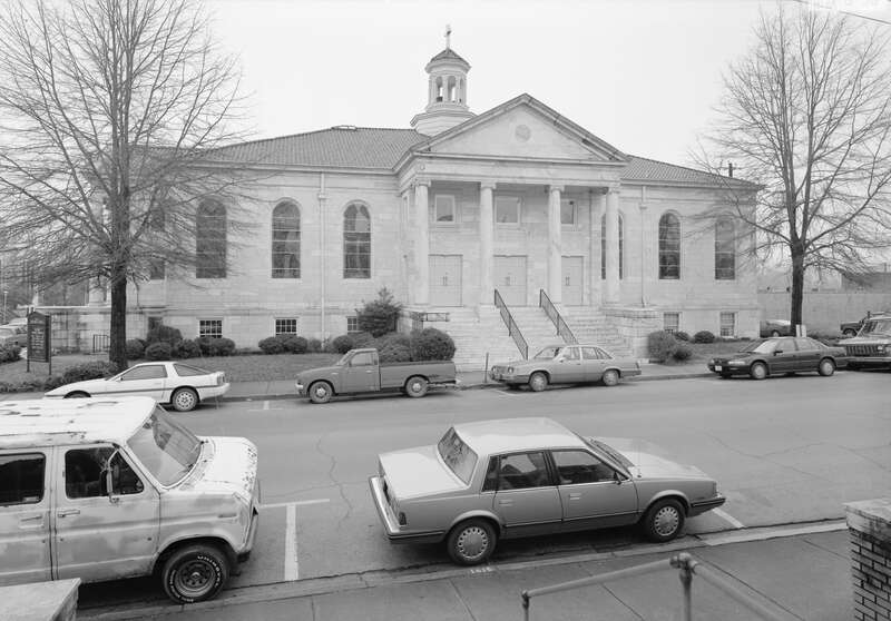 First Methodist Church, 1900 Third Avenue North, Jasper, Walker County, AL. EXTERIOR VIEW, SIDE (EAST) ELEVATION 






This is an image of a place or building that is listed on the National Register of Historic Places in the United States of