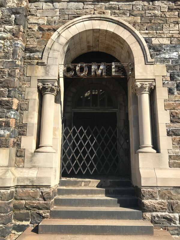 Photograph by Eli Pousson, 2019 March 19.