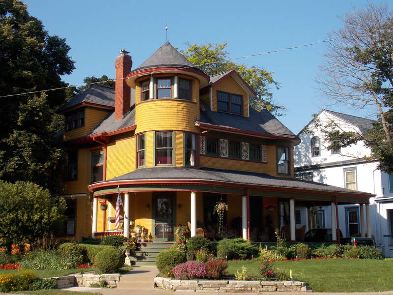 The house at 1610 Prospect Drive in Davenport, Iowa is a contributing property in the Prospect Park Historic District.