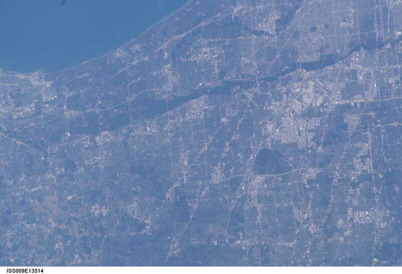 View of Illinois taken during ISS Expedition 9.