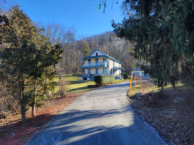 J. McLaughlin House, Mount Tom Massachusetts