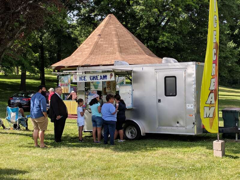 Trailer selling ice cream during the 2018 Maplewood Rose Festival in en:Maplewood Park in en:Rochester, New York
