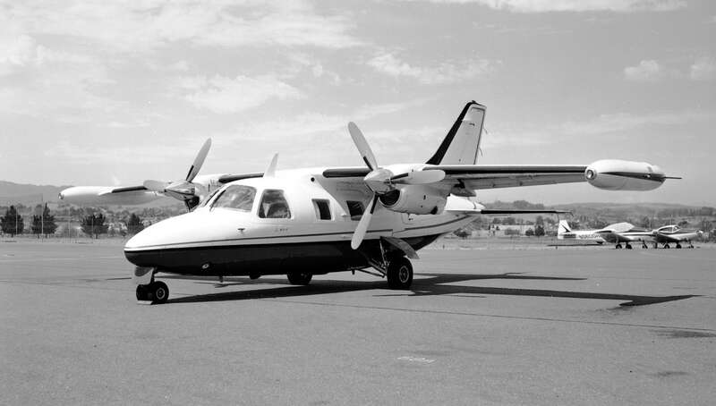 Mitsubishi MU-2 N879Q