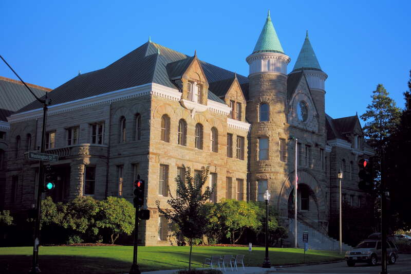 A picture of the Old Capitol Building in Olympia, Washington. This building served as the seat of state government from 1905 to 1928.