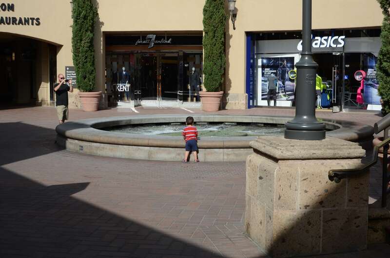 Perfect Day in Fashion Island, Newport Center, Newport Beach, Ca, USA
