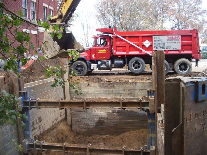 MassDEP directs response actions at an Underground Storage Tank (UST) site on Maple Street in Holyoke, Massachusetts - part of the planned Multimodal Transportation Center. The environmental assessment and cleanup work is funded under the American
